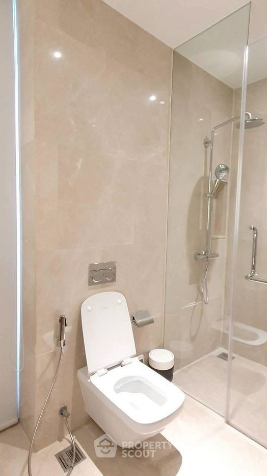 รูป คอนโด 2-ห้องนอน ที่ แมกโนเลียส์ วอเตอร์ฟรอนท์ เรสซิเดนซ์ ใกล้ BTS สะพานตากสิน (ID 2515284) - รูปที่ 9/9