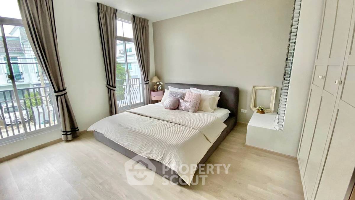 picture 3-BR Townhouse at Indy 2 Bangna-Ramkhamhaeng 2 in Dokmai (ID 2515549) - 14/15