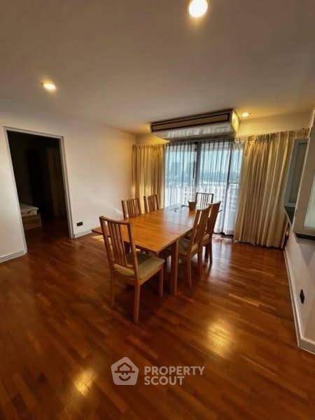 picture 3-BR Condo at Le Premier 2 Condominium near BTS Thong Lor (ID 2337937) - 2/14