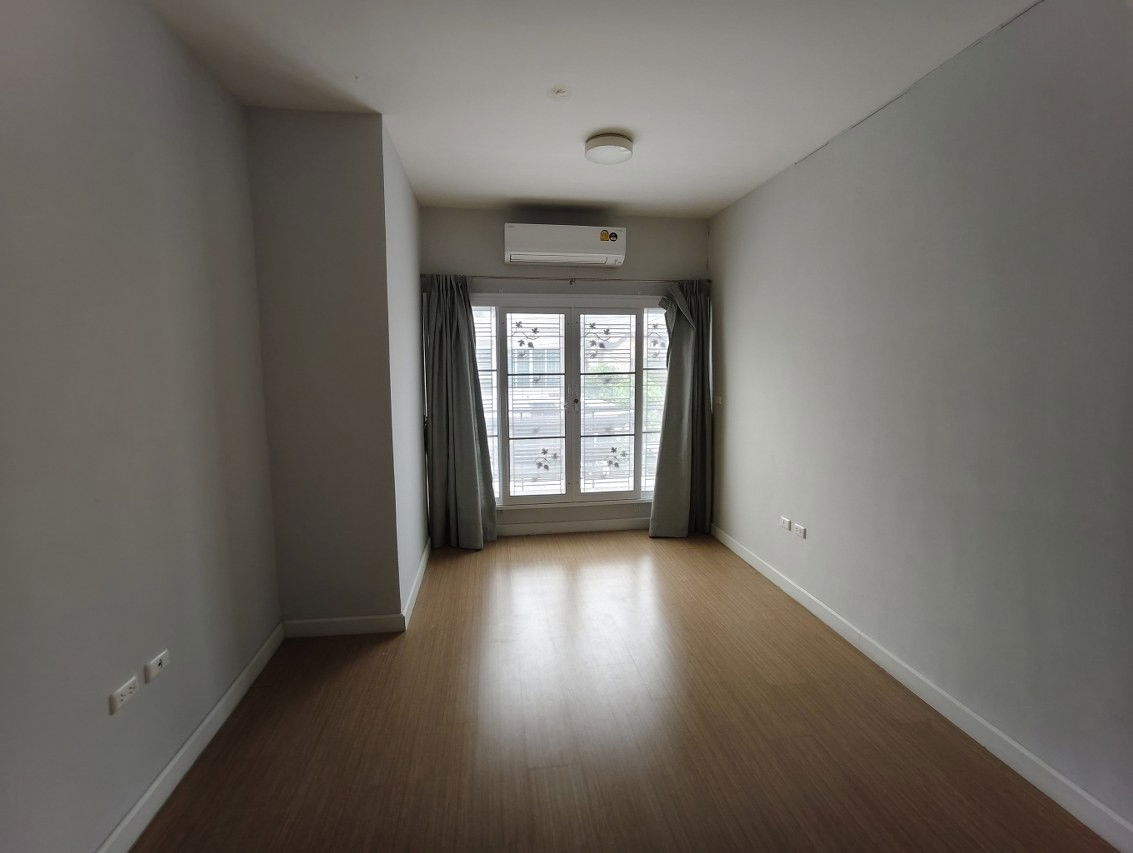 รูป ขายทาวน์เฮ้าส์มือสองย่านนนทบุรี โครงการ ซิตี้เซนส์ รัตนาธิเบศร์-เลี่ยงเมืองนนท์ (Citysense Rattanathibet - Liang Mueang Non 13) หลังมุม - รูปที่ 9/11