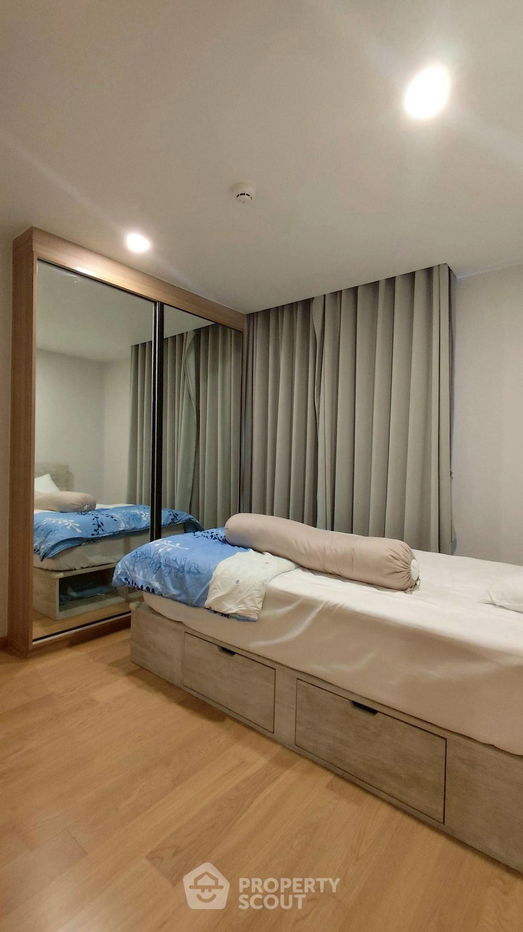 picture 2-BR Condo at Na Vara Residence near BTS Chit Lom (ID 2515741) - 3/6