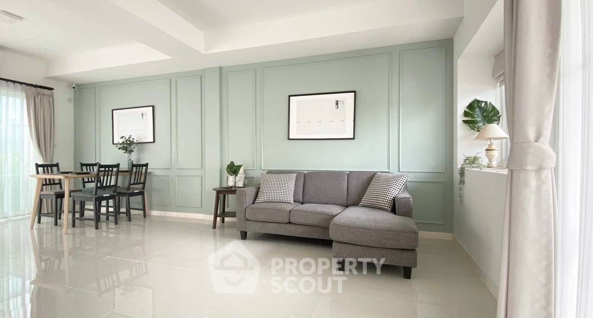 picture 3-BR Townhouse at Indy 2 Bangna-Ramkhamhaeng 2 in Dokmai (ID 2515549) - 1/15