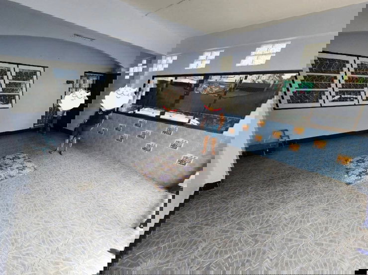 รูป ขายด่วน! ทาวน์เฮ้าส์ 3 ชั้น หมู่บ้านรินทร์ทอง ซอยรามคำแหง 190 - รูปที่ 6/7