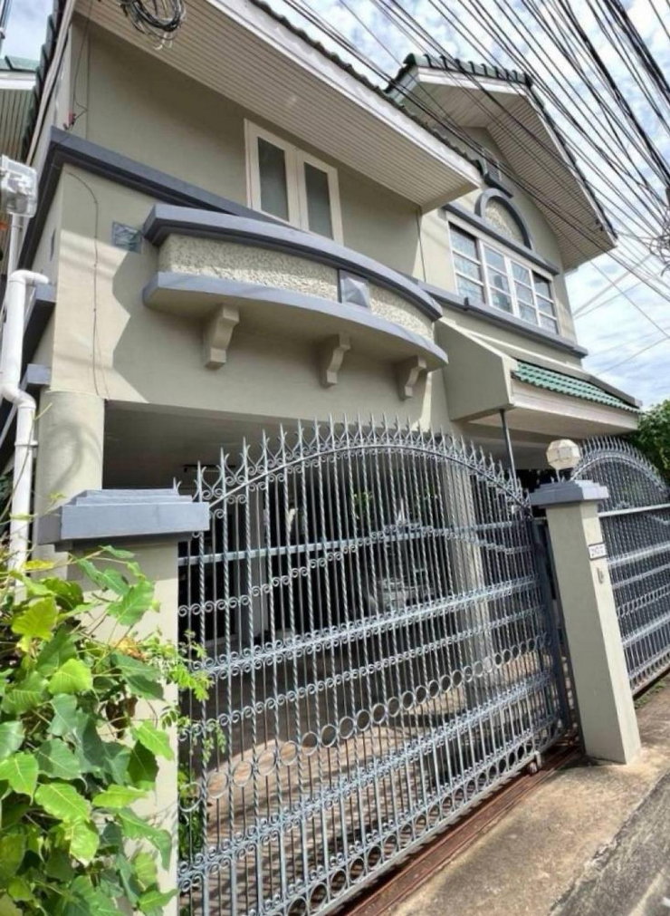 📍ขายด่วน! บ้านเดี่ยว (2 หลัง) บนที่ดิน 53 ตรว.