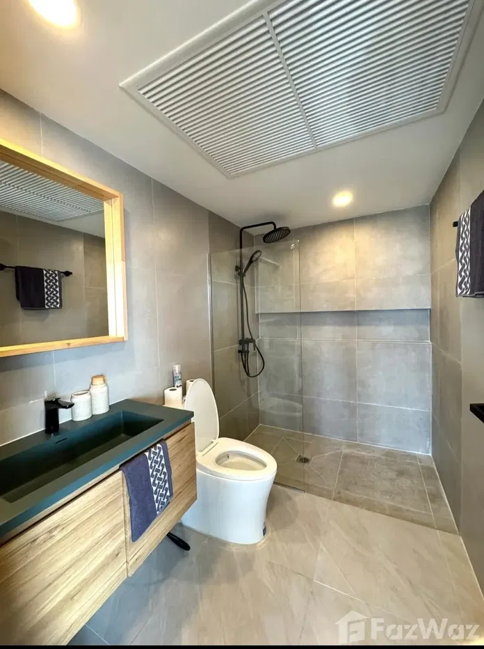 picture JC tower newly renovated 55 m2 high floor 5952284 - 12/15