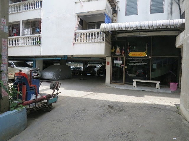 รูป ให้เช่าห้องชุด ลานดาวทาวเวอร์ คอนโดมิเนียม พร้อมเข้าอยู่ได้ทันที ห่างสถานีรถไฟฟ้า BTS ศรีเทพา เพียง 1.4 กม. ราคา 2,500 บาทต่อเดือน - รูปที่ 15/25