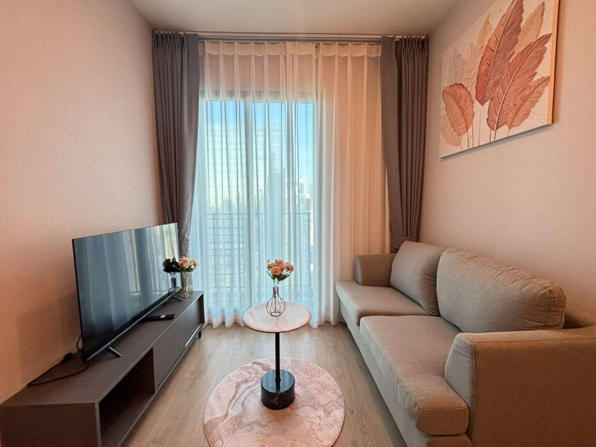 picture Condo For Rent!! Nue District R9 - 5/9