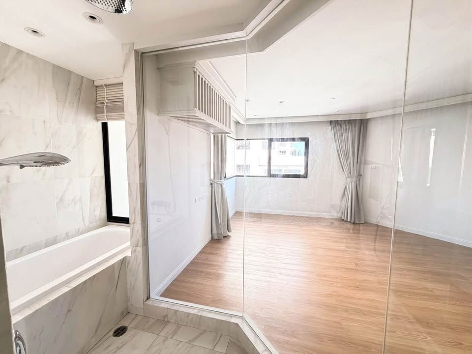 picture SL132 For Sale: Sathorn Gardens Condo near MRT Lumpini - 15/17