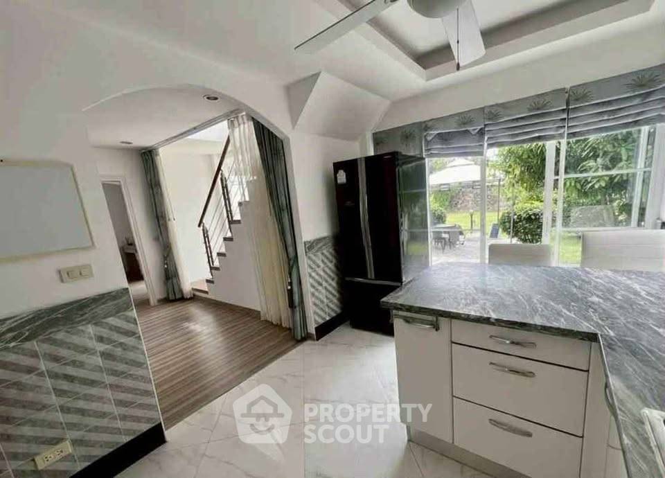 รูป บ้าน 3-ห้องนอน ที่ บริสตอล พาร์ค พัทยา ใกล้ เมืองพัทยา (ID 2514453) - รูปที่ 3/10