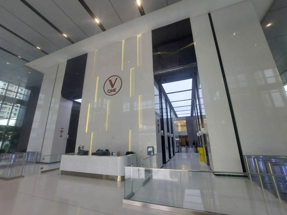 รูป วี.วรรณ ทาวเวอร์ สำนักงานให้เช่า ติดถนนพระราม 9 ใกล้รถไฟฟ้าสายสีส้ม MRTA สถานี รฟม. เริ่ม 88 ตร.ม. ค่าเช่า 63,360 บาท/เดือน - รูปที่ 4/13