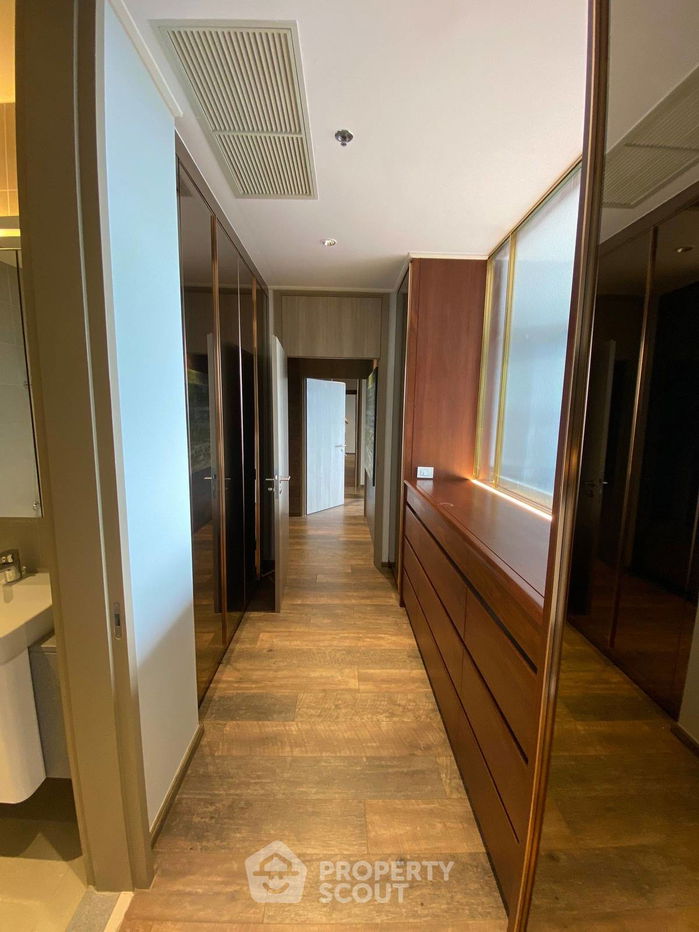 picture 3-BR Condo at Noble Ploenchit near BTS Phloen Chit (ID 2341539) - 13/21