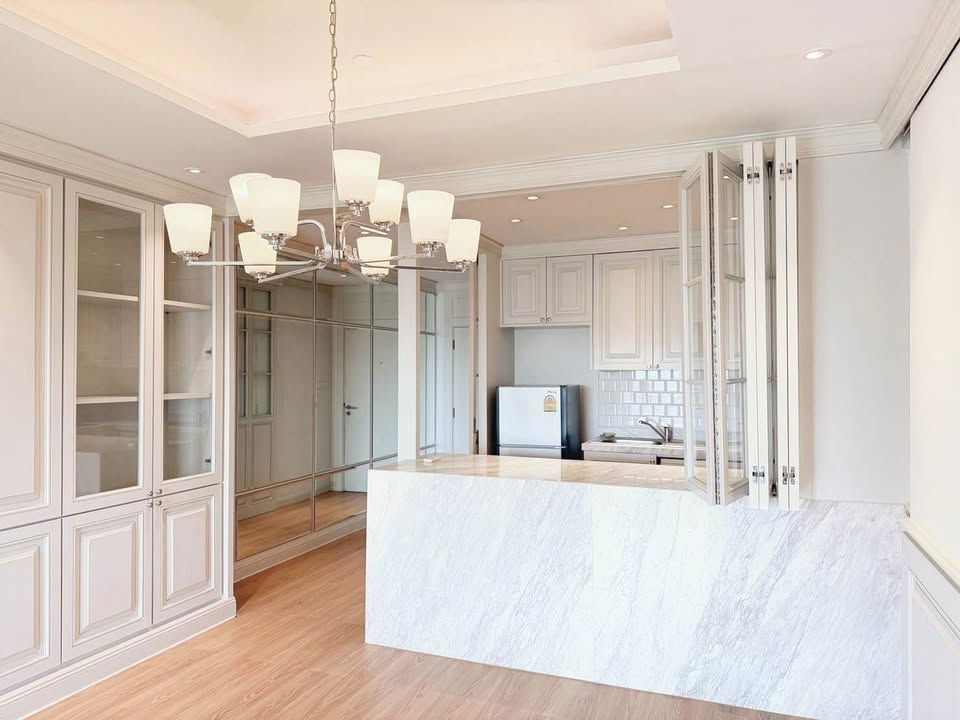 picture SL132 For Sale: Sathorn Gardens Condo near MRT Lumpini - 7/17