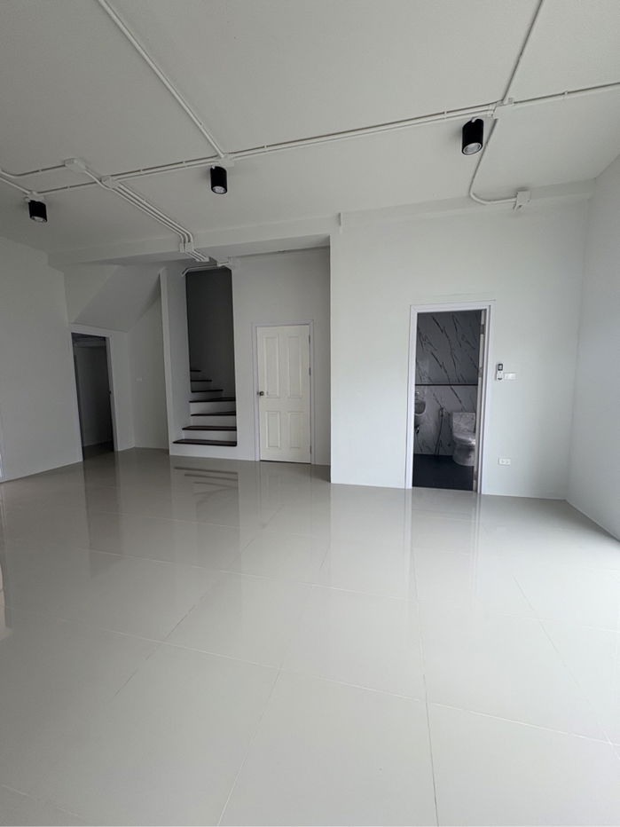 รูป ขาย Home Office ที่ The Terminal Suvarnabhumi - รูปที่ 3/9