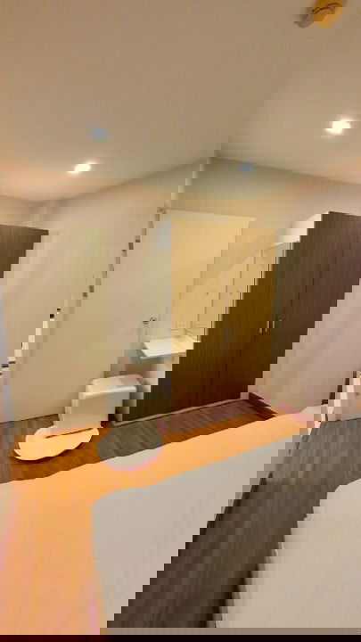 รูป ✨ ขายคอนโดพร้อมผู้เช่า รายได้สม่ำเสมอ น่าลงทุน ✨ 🏢 Airlink Residence คอนโดใกล้สนามบินสุวรรณภูมิ ✈️ เพียง 1.55 ล้านบาท ข้อมูลเพิ่มเติม... - รูปที่ 3/14