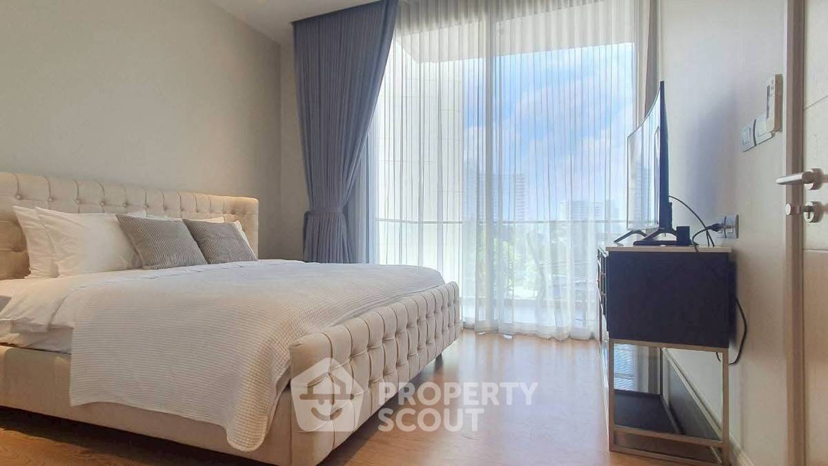 รูป คอนโด 2-ห้องนอน ที่ แมกโนเลียส์ วอเตอร์ฟรอนท์ เรสซิเดนซ์ ใกล้ BTS สะพานตากสิน (ID 2515284) - รูปที่ 2/9