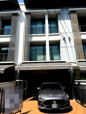 Houses for rent : Town Home For Rent Baan Klang Mueng Rattanatibet Nonthaburi
