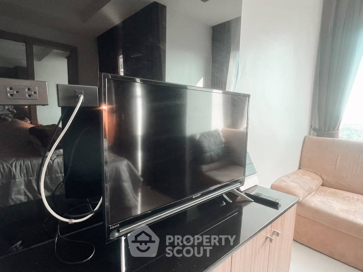 picture 1-BR Condo at Nam Talay Condo close to Pattaya (ID 1553417) - 3/11