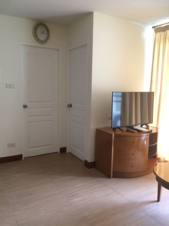 รูป RS4452 คอนโดให้เช่า Dusit Avenue (ดุสิต อเวนิว) ใจกลางกรุงเทพฯ  - รูปที่ 1/10