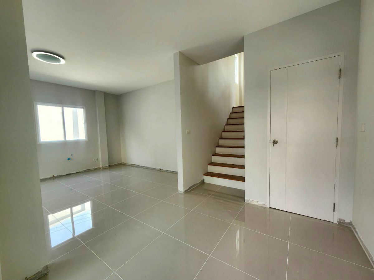 รูป ขายบ้านเดี่ยวมือสองนนทบุรี โครงการ คาซ่าพรีเมี่ยม ราชพฤกษ์-พระราม5 (Casa Premium Ratchaphruek-Rama 5) หลังมุม ใกล้รถไฟฟ้าสถานีบางพลู - รูปที่ 6/20