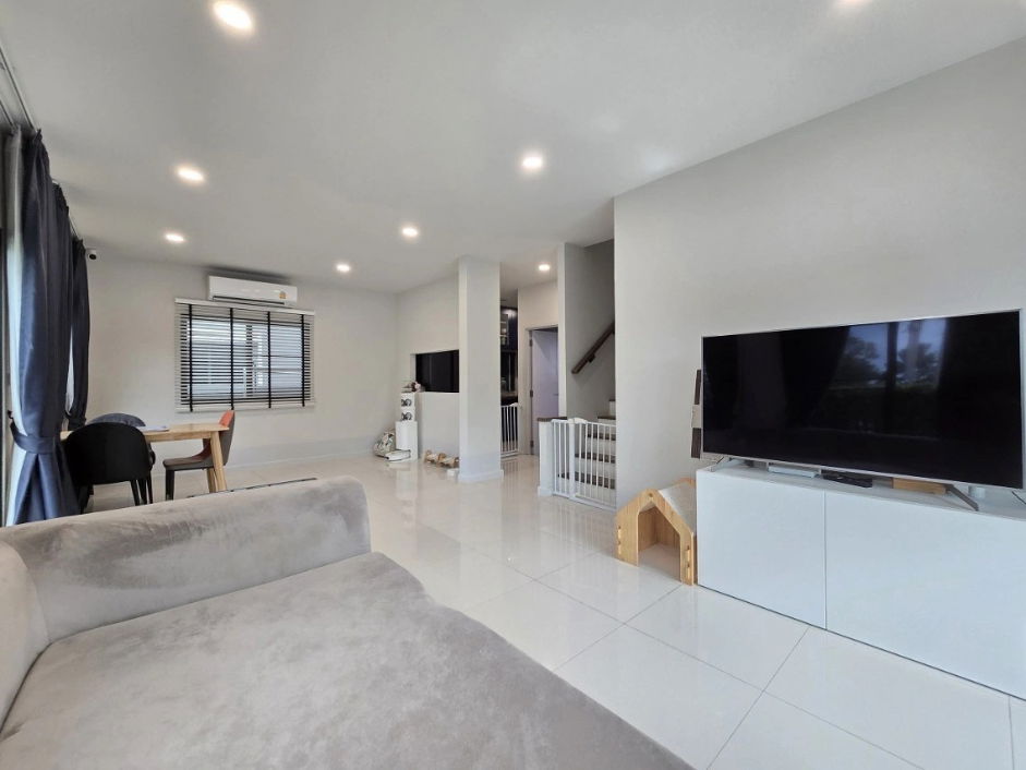 รูป บ้านแฝดมือสองนนทบุรี โครงการ บริทาเนีย วงแหวน-ปิ่นเกล้า (Britania Wongwaen - Pinklao) หลังมุม เนื้อที่ 39.20 ตร.ว. แถมฟรี! เครื่องปรับอากาศ - รูปที่ 7/10