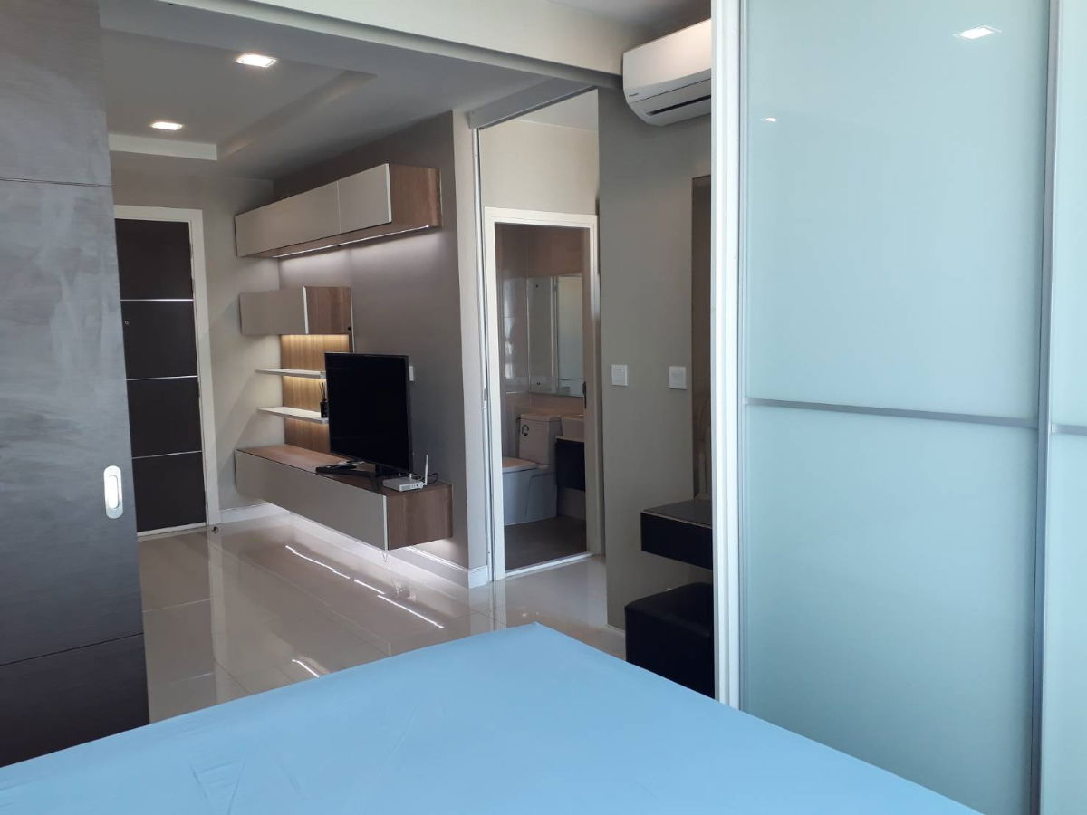 รูป ***ให้เช่า เดอะเมโทรโพลิส สำโรง คอนโดมิเนียม 1 ห้องนอน 1 ห้องน้ำ 35 ตร.ม. อาคาร A ชั้น 32 เฟอร์ครบ พร้อมเข้าอยู่ ปล่อยเช่า 12,000 บาท/เดือน - รูปที่ 3/8