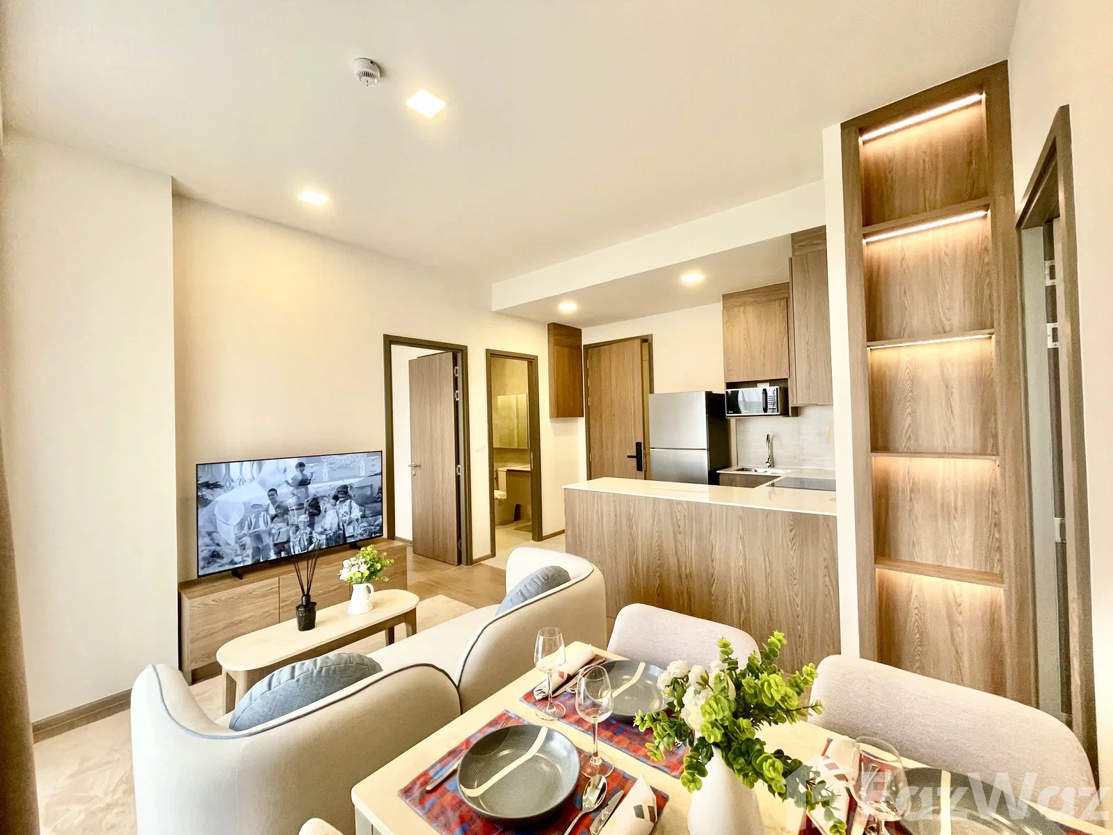 Rare unit!!! 2 bedroom POOL ACCESS Foreigner quota 5944506
