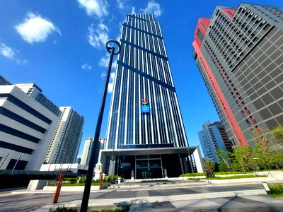 Office for rent Huai Khwang : V.ONE TOWER office for rent, next to Rama 9 Road, near the MRTA Orange Line, MRTA Station, starting at 88 sq m., rent 63,360 baht/month.