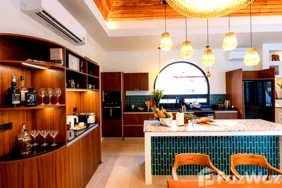 Houses for sale Phuket : 4 Bedroom Villa for sale in Rawai, Phuket  5949899