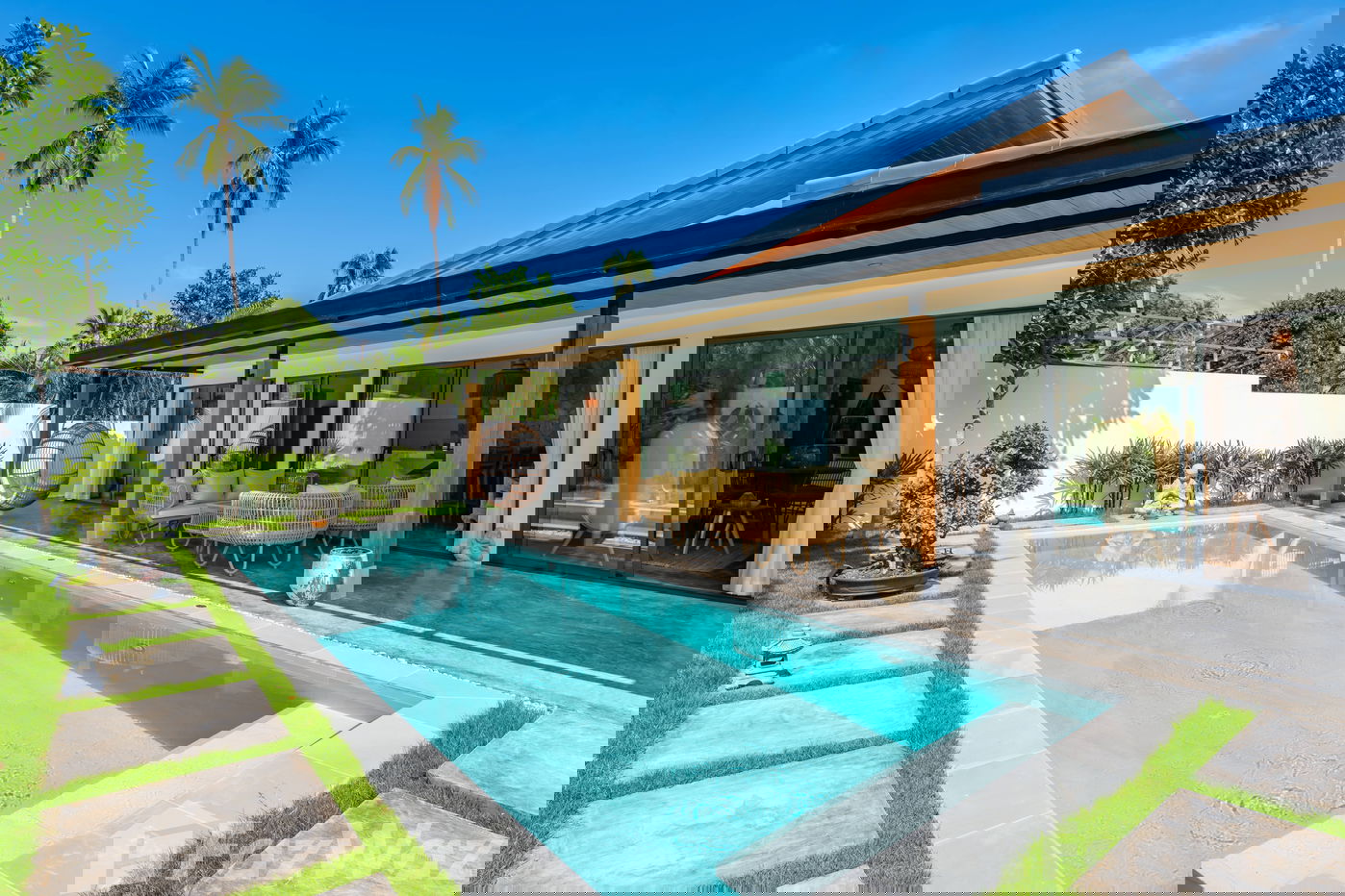 picture 2 Bedroom Villa for sale in Maenam, Surat Thani  1822388 - 1/17