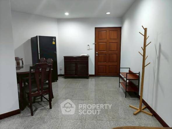 รูป คอนโด 2-ห้องนอน ที่ วิทยุ คอมเพล็กซ์ คอนโดมิเนียม ใกล้ BTS เพลินจิต (ID 2516607) - รูปที่ 2/11