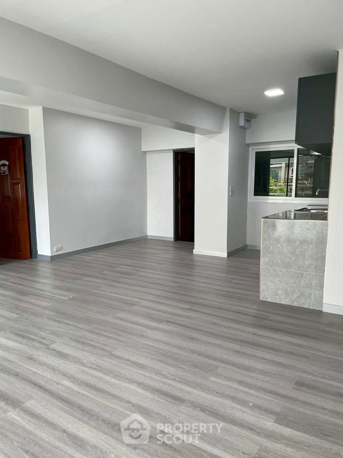 รูป คอนโด 3-ห้องนอน ที่ ทองหล่อ ทาวเวอร์ คอนโดมิเนียม ใกล้ BTS ทองหล่อ (ID 2516783) - รูปที่ 6/6