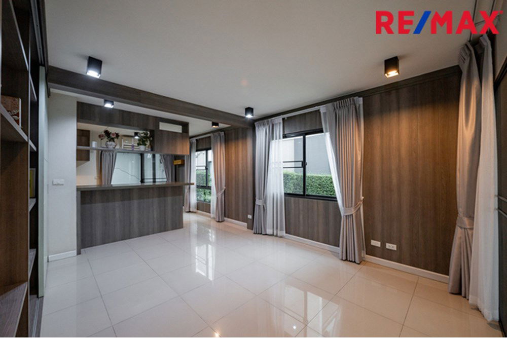 รูป [920091001-1364] หลังมุม New Listing! 2026 Town Avenue Cocos - รูปที่ 8/33