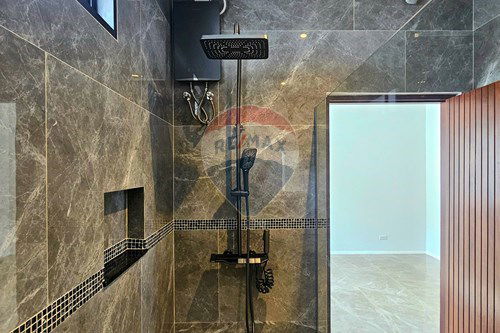 รูป [920601001-652] ขายบ้านเดี่ยว 3 ห้องนอน 3.5 ห้องน้ำ สไตล์ทรอปิคอล ในโครงการ 70 สำหรับขาย - รูปที่ 31/50