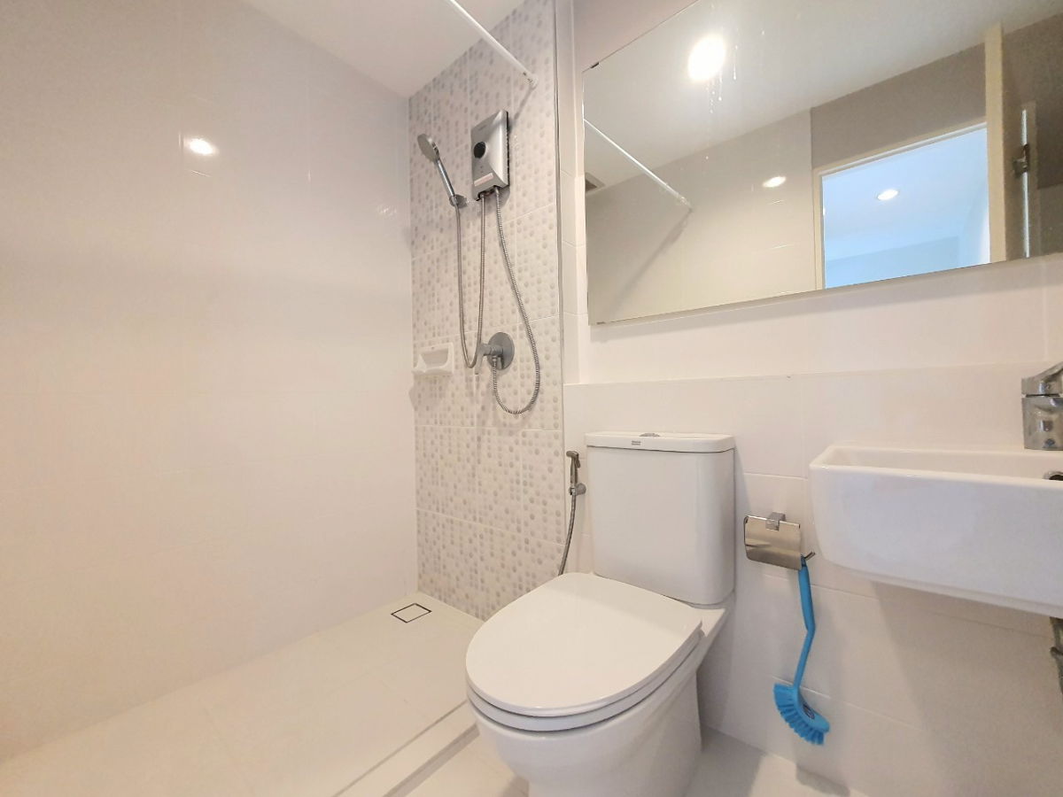 รูป ขายทาวน์โฮมมือสองนนทบุรี โครงการ อินดี้ ปิ่นเกล้า-สิรินธร (Indy Pinklao-Sirindhorn) ติดสวน เนื้อที่ 21.1 ตร.ว. ใกล้เซ็นทรัล ปิ่นเกล้า  - รูปที่ 15/15