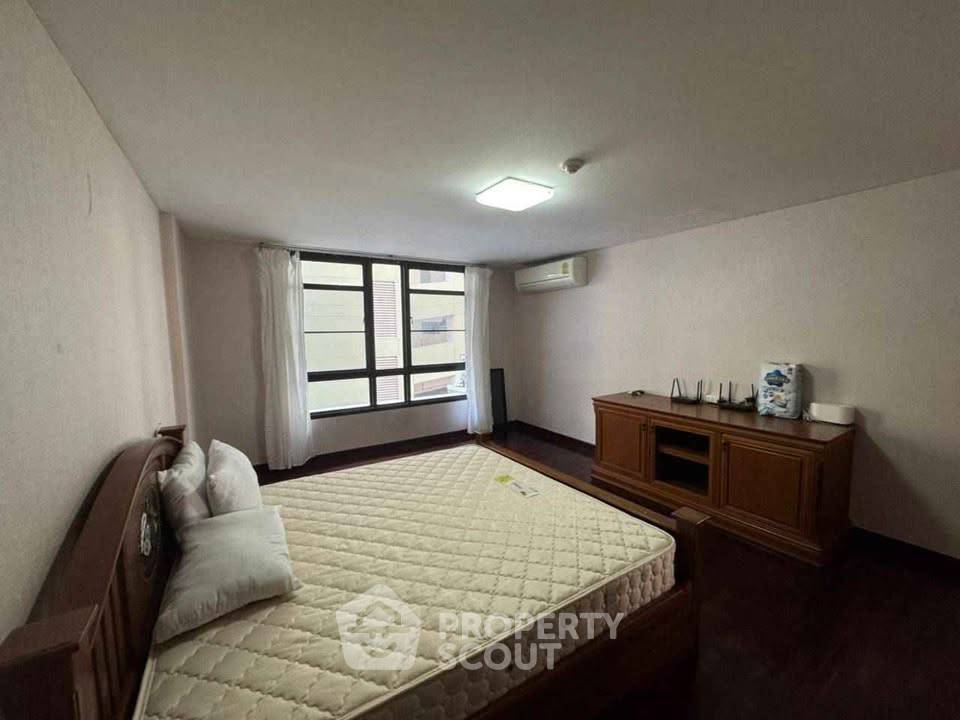 picture 3-BR Condo at Baan Chan Condominium close to Thong Lo (ID 2516640) - 5/10