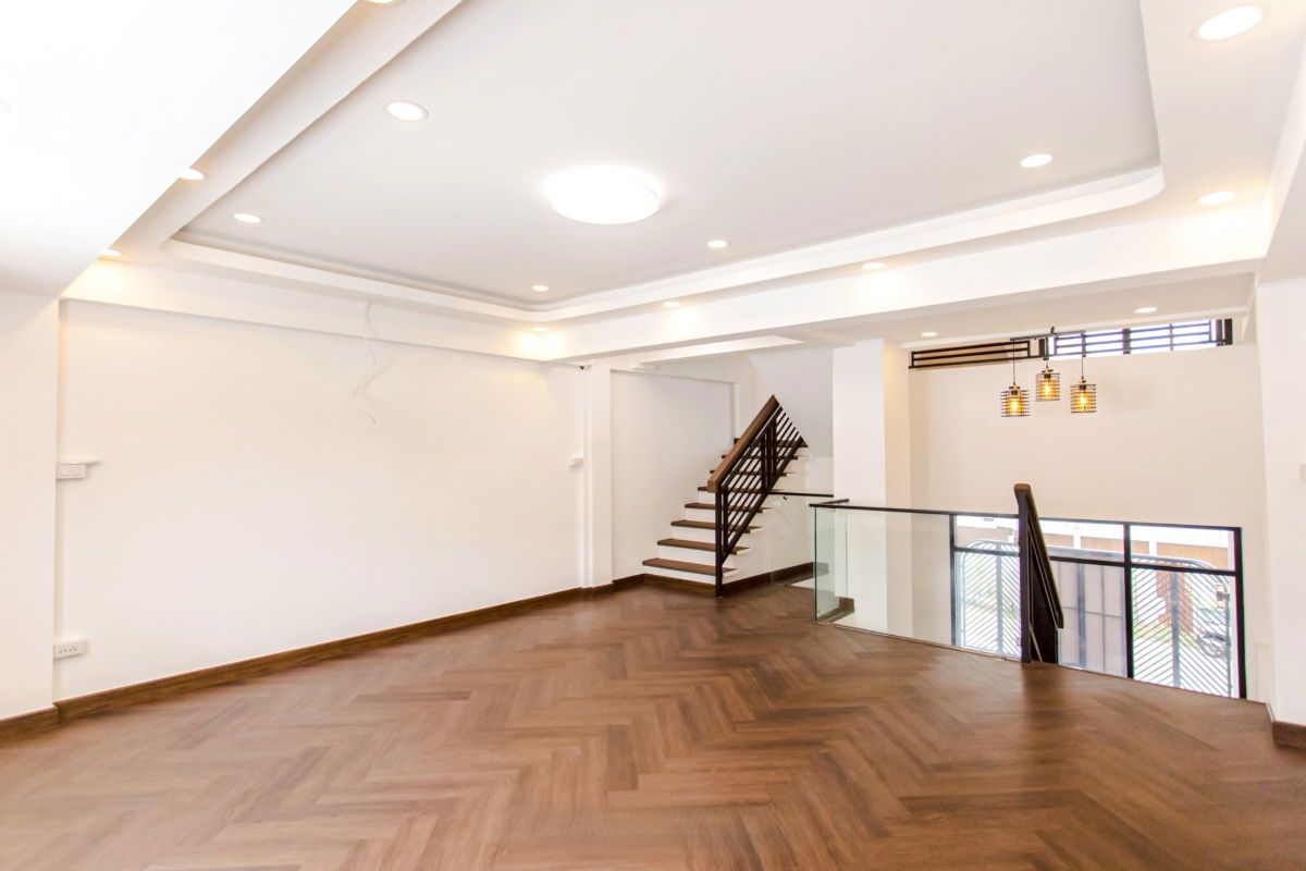 รูป S980 🏡 TOWNHOME 3 ชั้น รีโนเวทใหม่ทั้งหลัง 🏡 ประดิษฐ์มนูธรรม ซอย 10 หลือเพียง 7.29 ล้านบาท เท่านั้น!! - รูปที่ 10/34