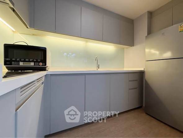 picture 3-BR Condo at LIV @ 49 near BTS Thong Lor (ID 2516638) - 3/15