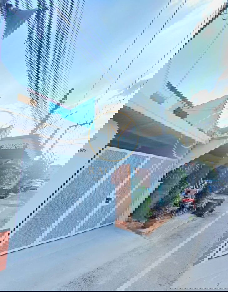 รูป ขายด่วน  ทาวน์เฮาส์ 2 ชั้น รีโนเวทใหม่  หมู่บ้านรัตนวดี  บางบัวทอง เนื้อที่ 16.1 ตร.ว พื้นที่ใช้สอย 120 ตร.ม  2 ห้องนอน 2 ห้องน้ำ 1 ห้องครัว  - รูปที่ 2/18