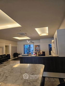 2-BR Condo at Sathorn House Condominium near BTS Surasak (ID 2356023)