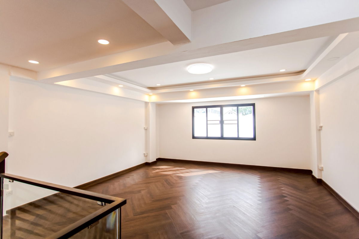 รูป S980 🏡 TOWNHOME 3 ชั้น รีโนเวทใหม่ทั้งหลัง 🏡 ประดิษฐ์มนูธรรม ซอย 10 หลือเพียง 7.29 ล้านบาท เท่านั้น!! - รูปที่ 12/34