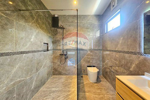 รูป [920601001-652] ขายบ้านเดี่ยว 3 ห้องนอน 3.5 ห้องน้ำ สไตล์ทรอปิคอล ในโครงการ 70 สำหรับขาย - รูปที่ 42/50