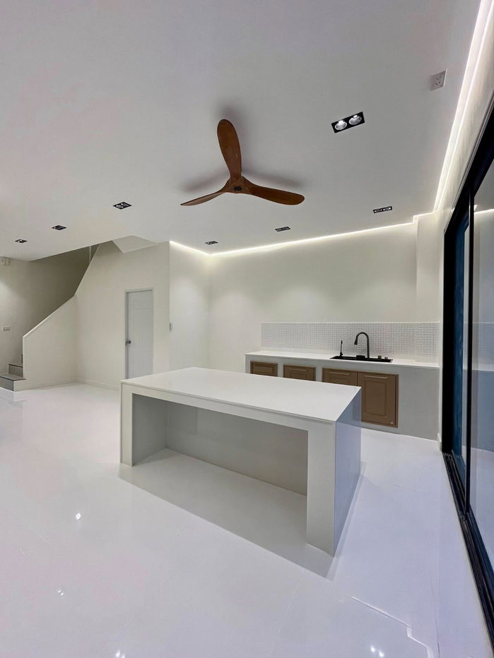 รูป S978 🏡 ขายทาวน์โฮม 4 ชั้น ทำเลลาดพร้าว เดินทางสะดวก ใกล้รถไฟฟ้าและห้างใหญ่ ราคาเพียง 5.9 ล้านบาท - รูปที่ 7/24