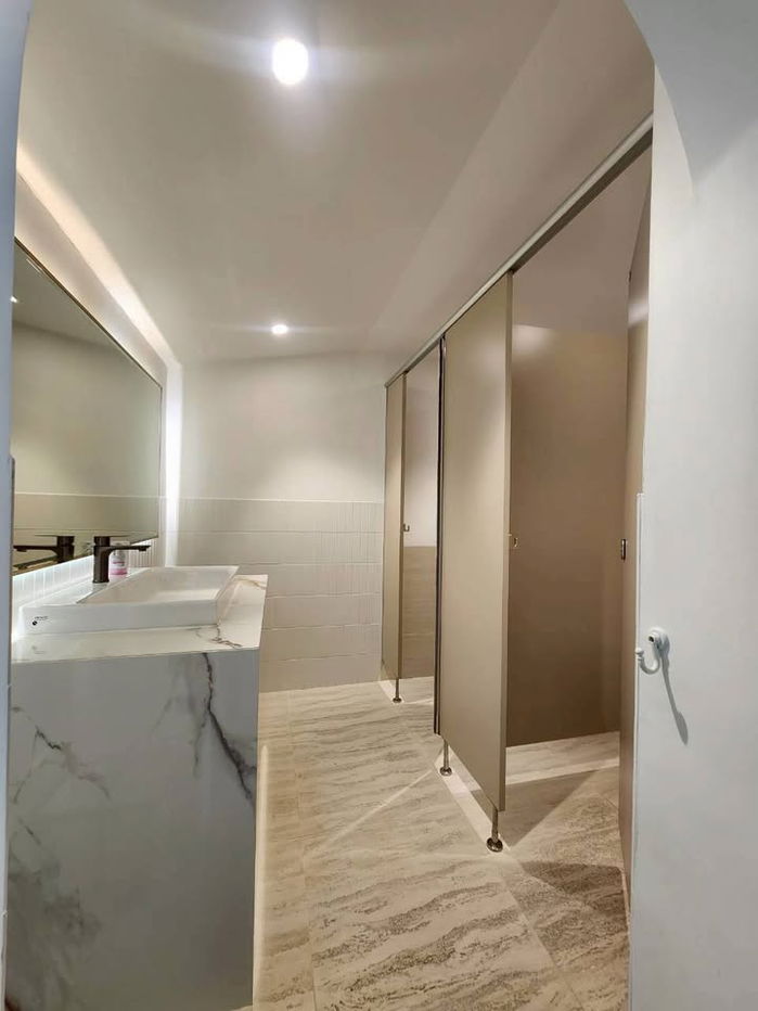 รูป ให้เช่าโฮมออฟฟิศ รีโนเวทใหม่ ใจกลางเมือง ซอยเกษมสันต์ 1 ตรงข้าม MBK - รูปที่ 10/15