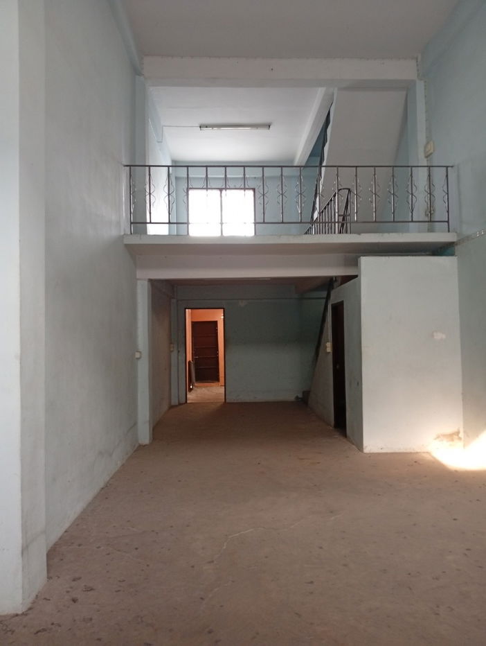 รูป ให้เช่า ตึกแถวโลตัส พระราม  2 เข้าออกสะดวก  มีที่จอดรถหน้าบ้าน  - รูปที่ 5/6