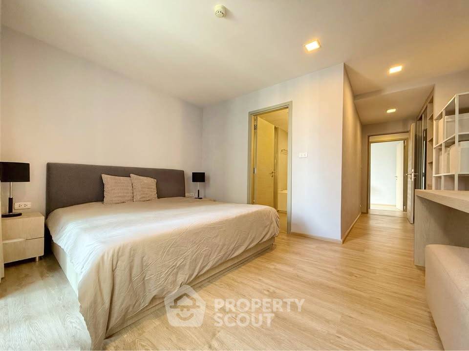 picture 3-BR Condo at LIV @ 49 near BTS Thong Lor (ID 2516638) - 11/15