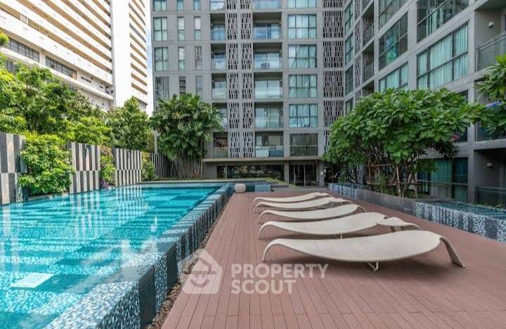 picture 1-BR Condo at Via Botani near BTS Phrom Phong (ID 2367294) - 8/11