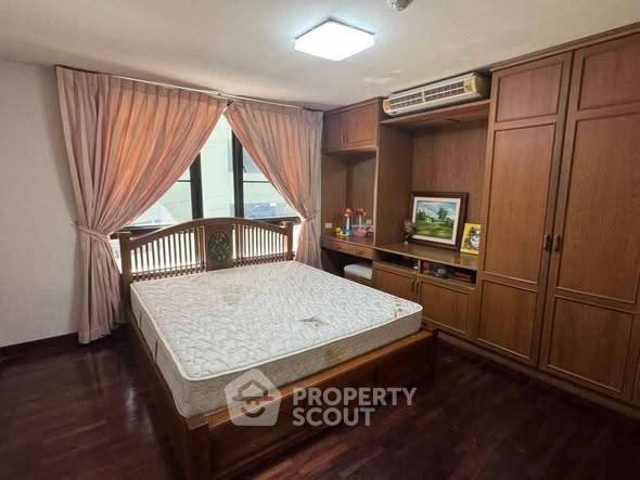 picture 3-BR Condo at Baan Chan Condominium close to Thong Lo (ID 2516640) - 4/10