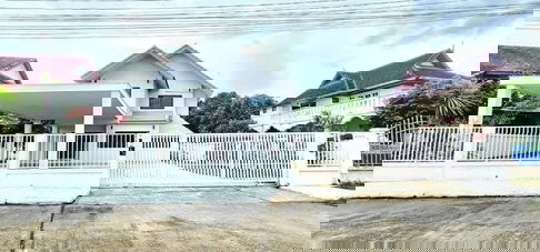 ปล่อยเช่าบ้าน 2 ชั้น พร้อมเฟอร์ฯ ( แยกลิขิตชีวัน ) #ใกล้เซนทรัลเฟส , รวมโชคมอล , โลัตสสันทราย , โฮมโปร