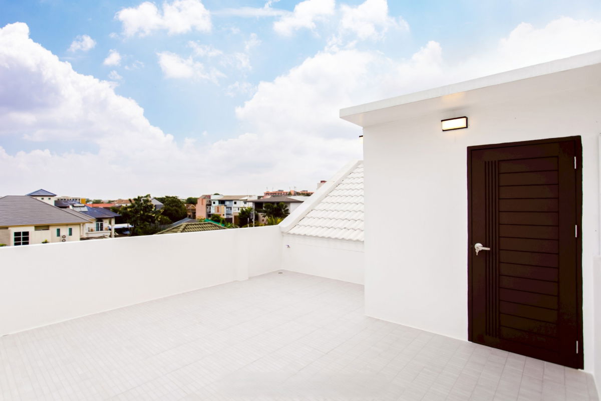 รูป S980 🏡 TOWNHOME 3 ชั้น รีโนเวทใหม่ทั้งหลัง 🏡 ประดิษฐ์มนูธรรม ซอย 10 หลือเพียง 7.29 ล้านบาท เท่านั้น!! - รูปที่ 32/34