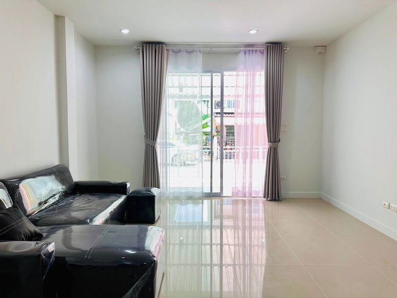 รูป ขายทาวน์โฮมรีโนเวทใหม่ ม.เดอะเซ็นทรัลไลฟ์ สวนเสือ ศรีราชา - รูปที่ 5/19